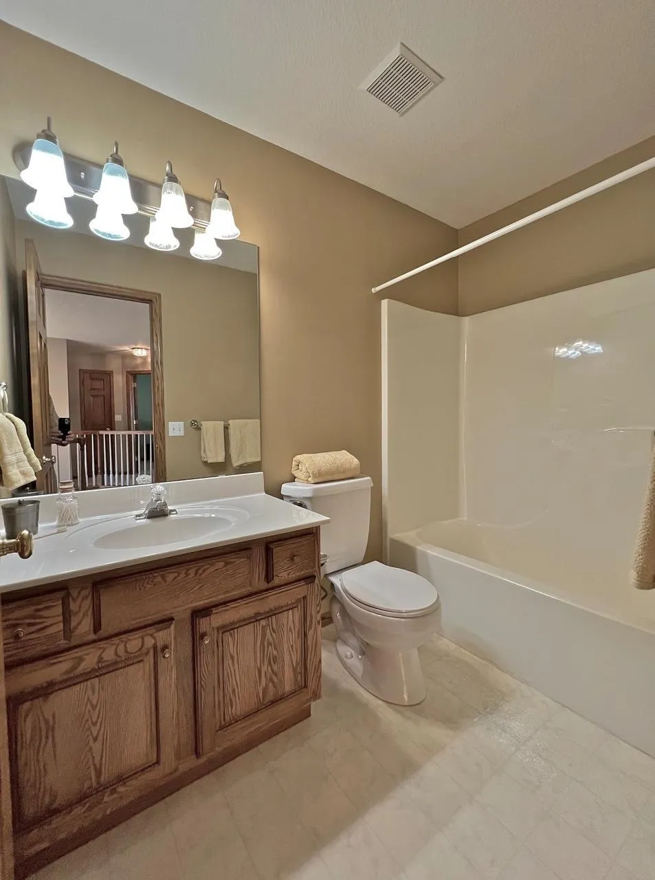 6361 Beckman Court Inver Grove Heights, MN 55077
