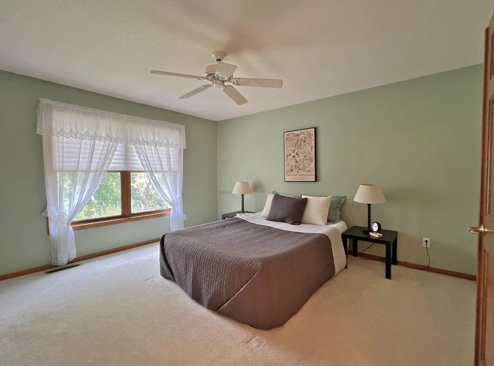 6361 Beckman Court Inver Grove Heights, MN 55077