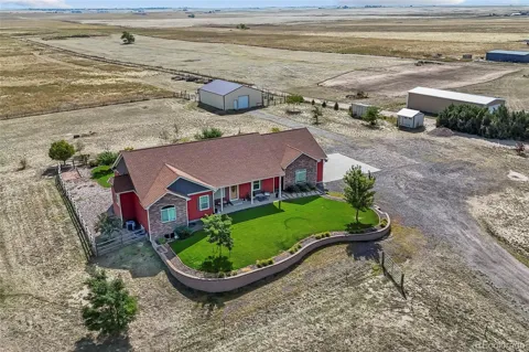 380 Dutch Valley Road