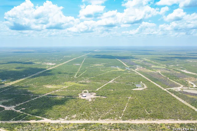0000 Highway 44 Freer, TX 78357