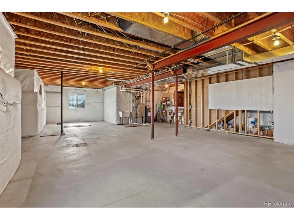 380 Dutch Valley Road Bennett, CO 80102