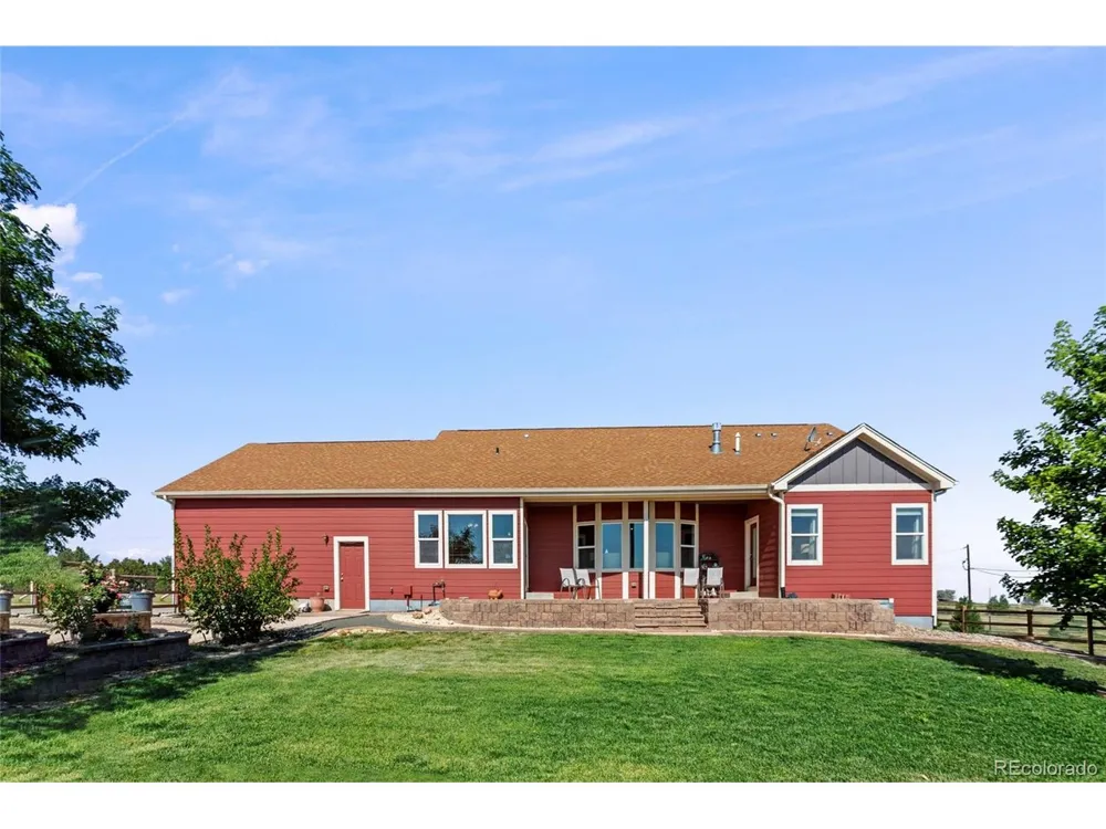 380 Dutch Valley Road Bennett, CO 80102