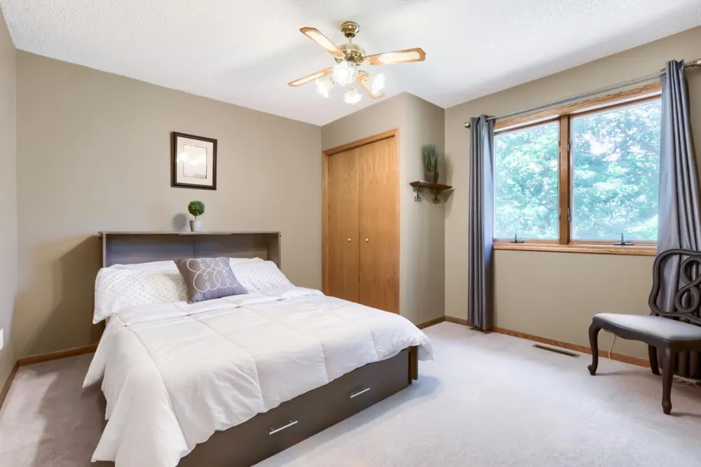 7901 Lilac Lane Victoria, MN 55386