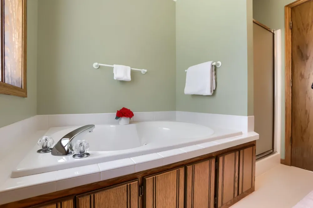 7901 Lilac Lane Victoria, MN 55386