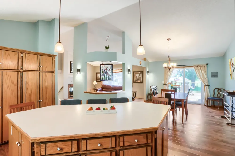 7901 Lilac Lane Victoria, MN 55386