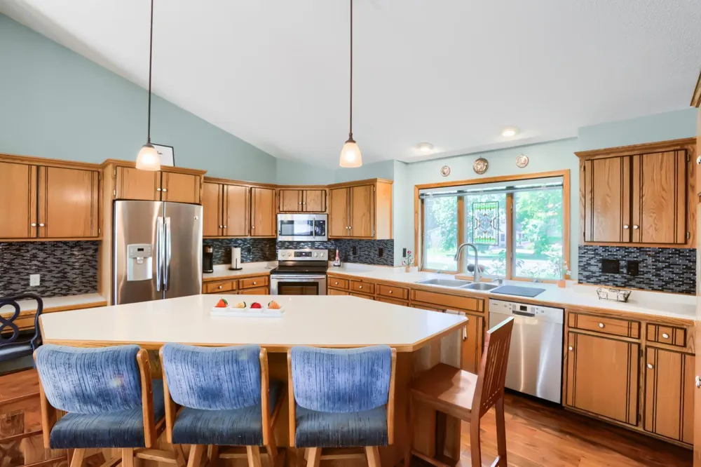 7901 Lilac Lane Victoria, MN 55386