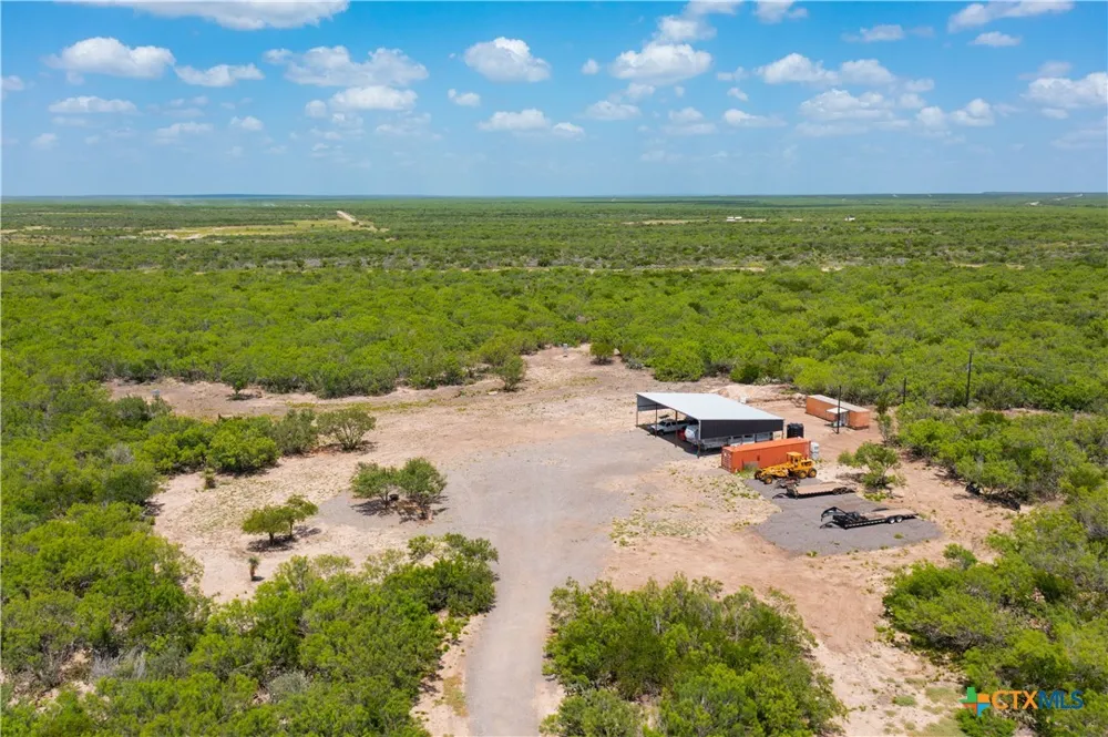 Highway 44 Freer, TX 78357