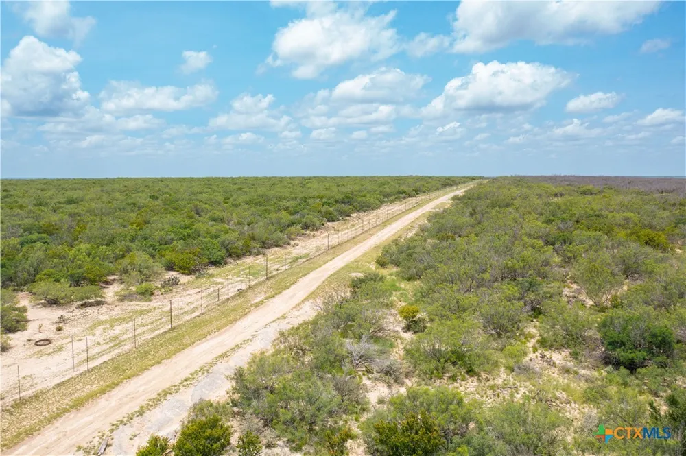 Highway 44 Freer, TX 78357