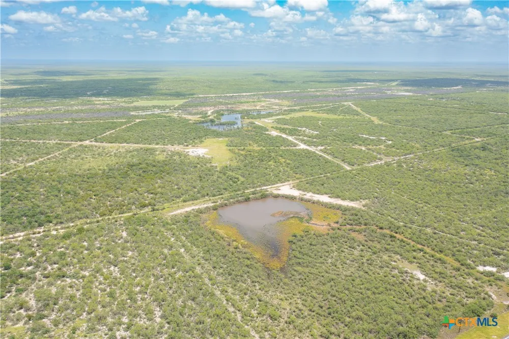 Highway 44 Freer, TX 78357