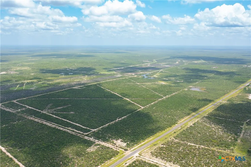 Highway 44 Freer, TX 78357