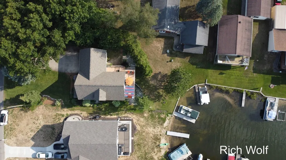 8611 Mohawk Trail Winfield Township, MI 49329