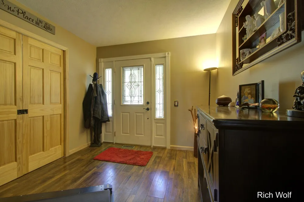 8611 Mohawk Trail Winfield Township, MI 49329
