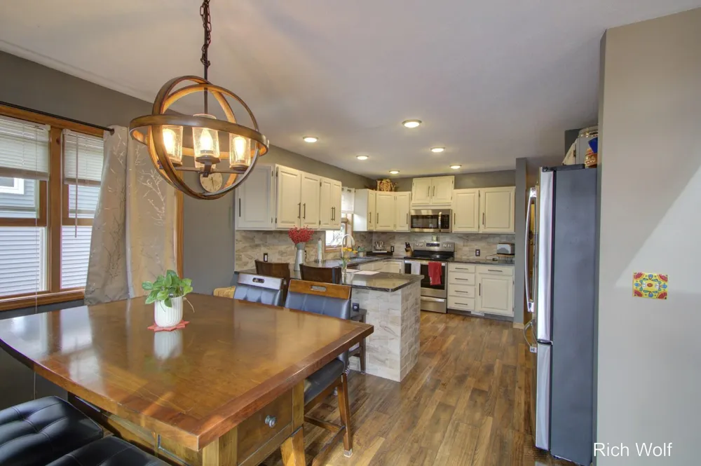 8611 Mohawk Trail Winfield Township, MI 49329
