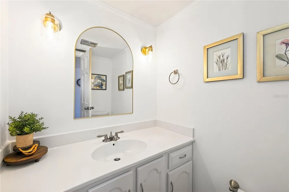 2218 MCMAHON COURT #1038 Orlando, FL 32812