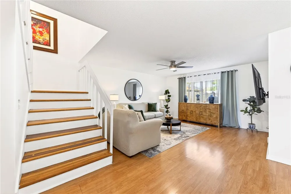 2218 MCMAHON COURT #1038 Orlando, FL 32812