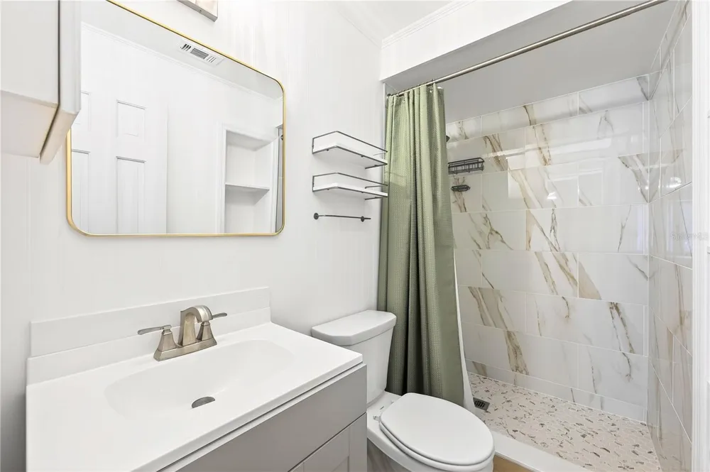 2218 MCMAHON COURT #1038 Orlando, FL 32812