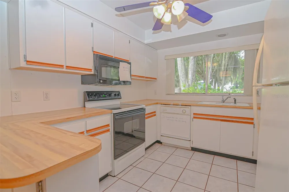 4604 CRYSTAL BEACH ROAD Winter Haven, FL 33880