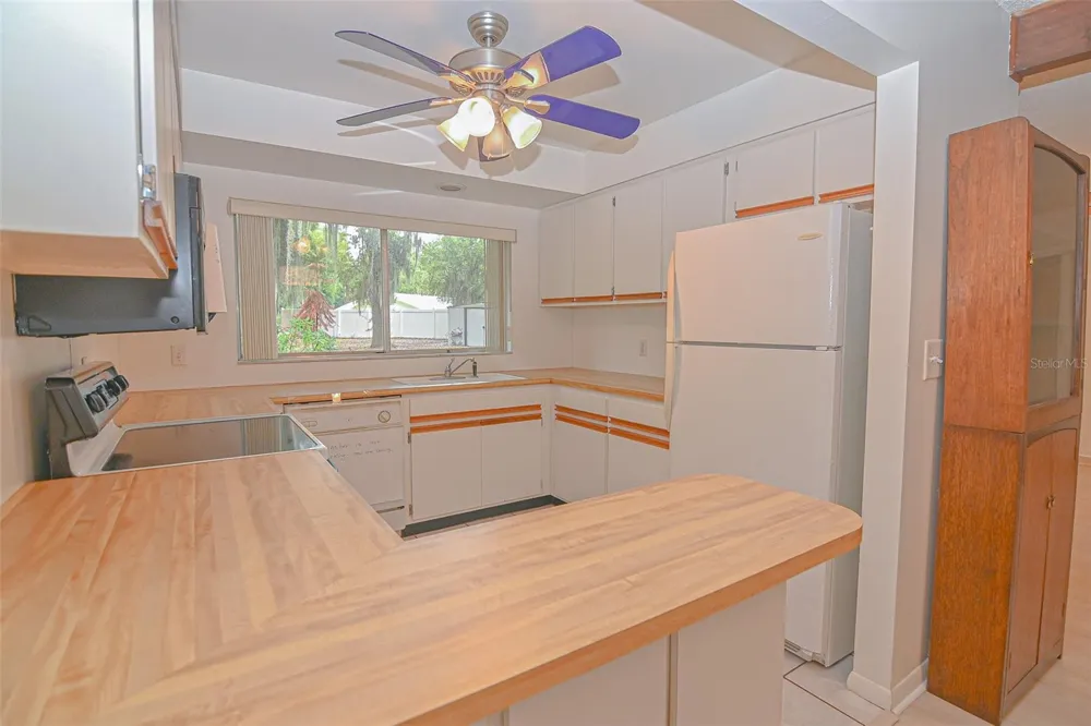 4604 CRYSTAL BEACH ROAD Winter Haven, FL 33880