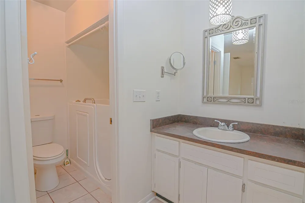 4604 CRYSTAL BEACH ROAD Winter Haven, FL 33880