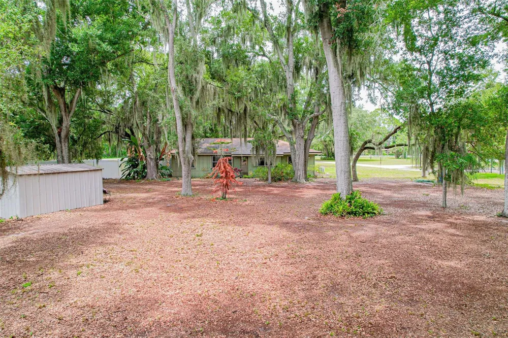 4604 CRYSTAL BEACH ROAD Winter Haven, FL 33880