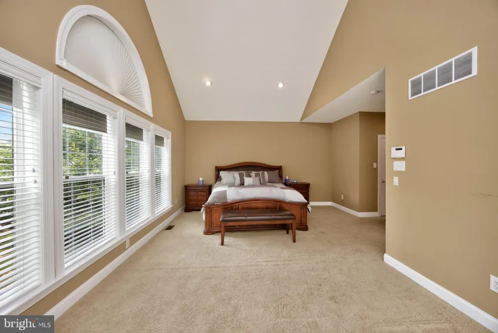40 SAGEWOOD DRIVE #162 Malvern, PA 19355