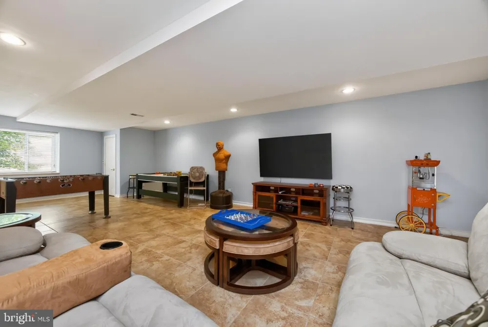 40 SAGEWOOD DRIVE #162 Malvern, PA 19355