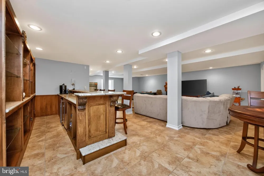 40 SAGEWOOD DRIVE #162 Malvern, PA 19355