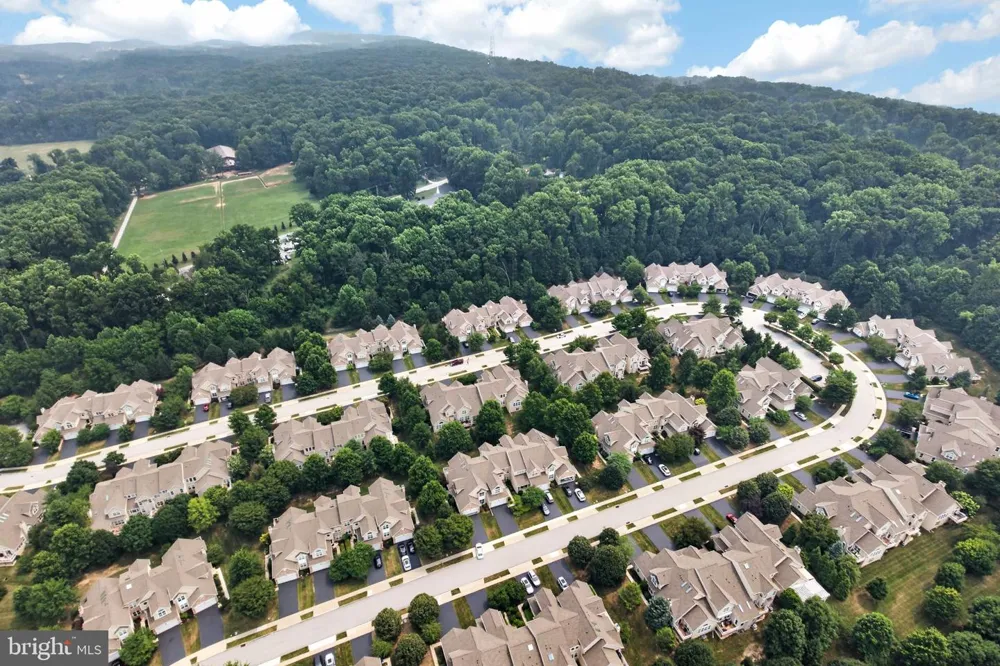 40 SAGEWOOD DRIVE #162 Malvern, PA 19355