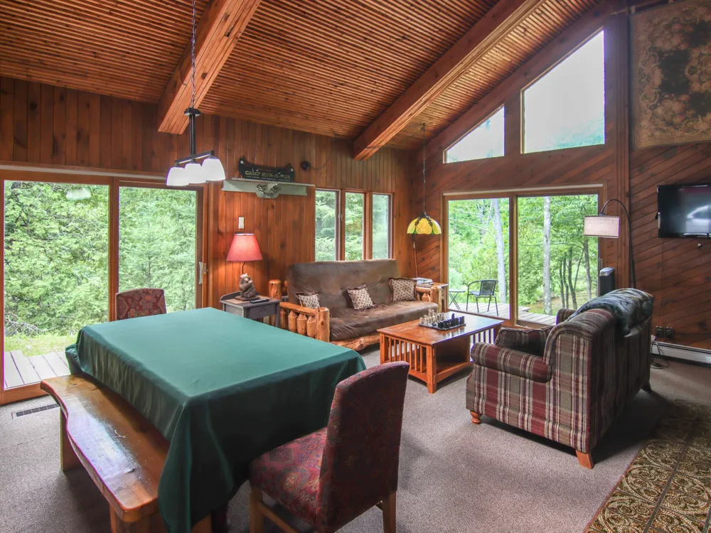 15651 Holly Drive Thompsonville, MI 49683