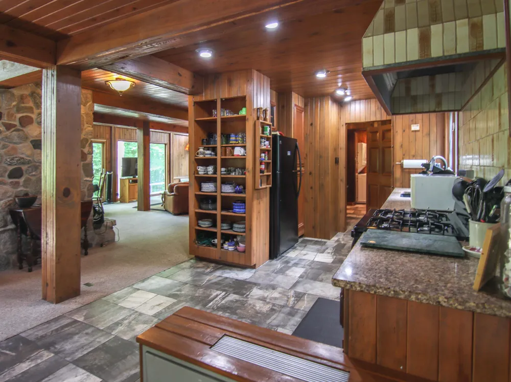 15651 Holly Drive Thompsonville, MI 49683