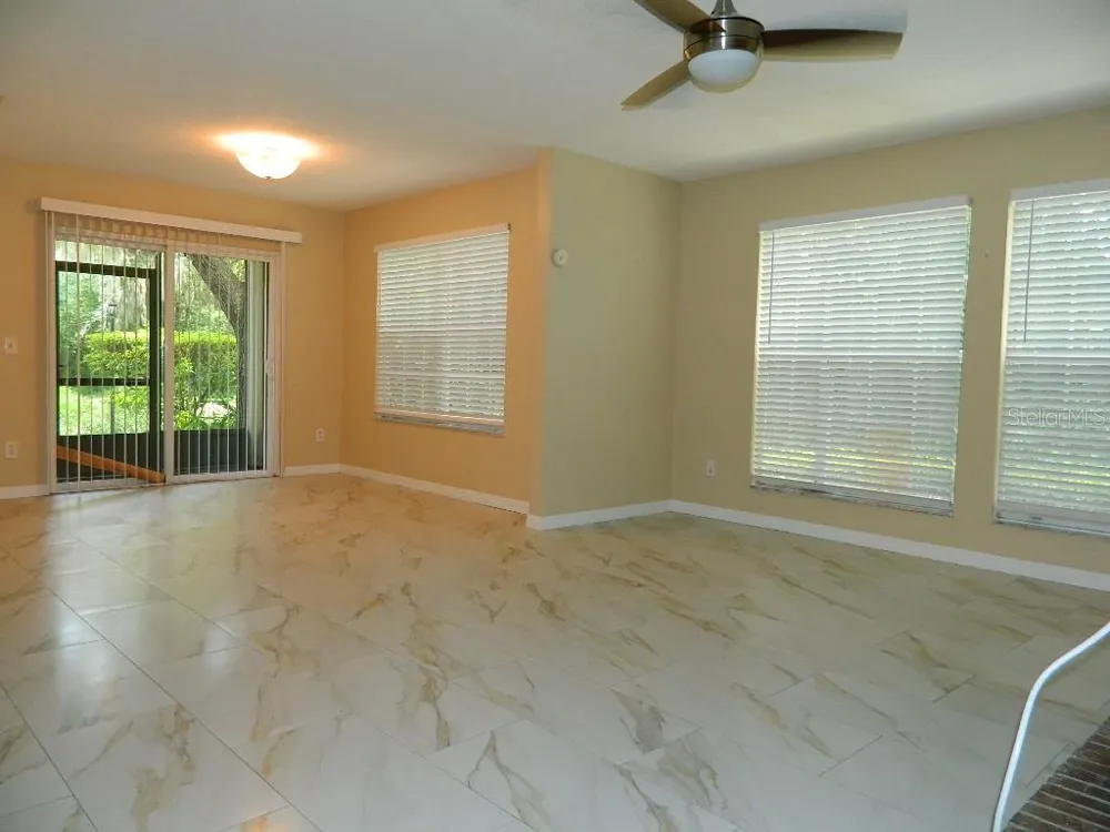 672 ROARING DRIVE #245 Altamonte Springs, FL 32714