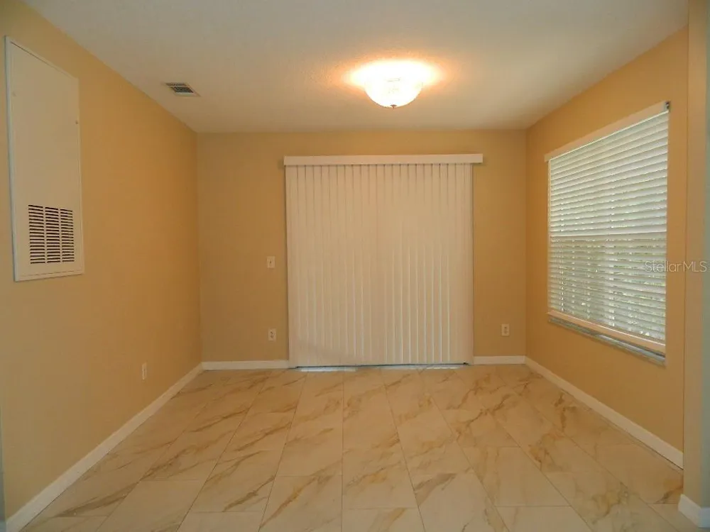 672 ROARING DRIVE #245 Altamonte Springs, FL 32714