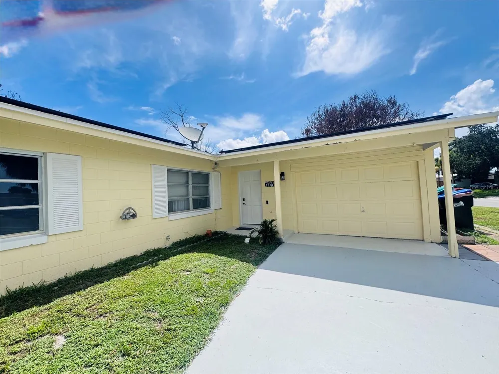 767 FORESTER AVENUE Orlando, FL 32809