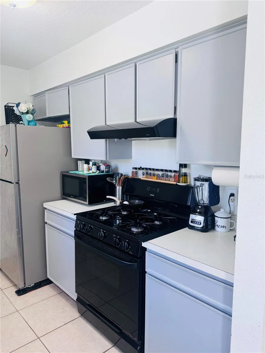 767 FORESTER AVENUE Orlando, FL 32809
