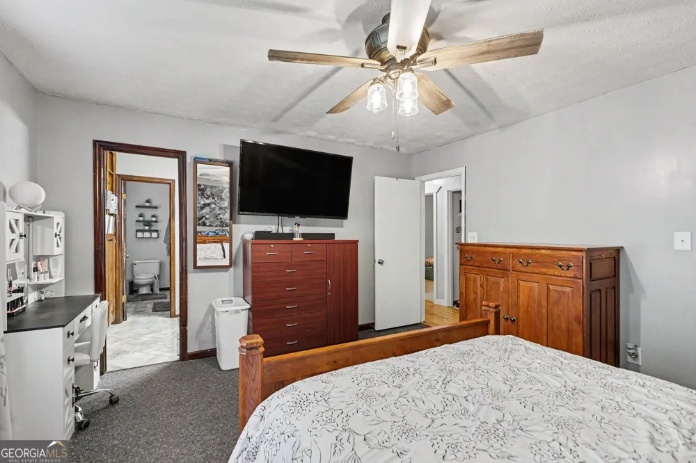 7388 Post RD Winston, GA 30187