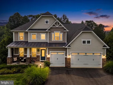 7795 WARRENTON CHASE DRIVE