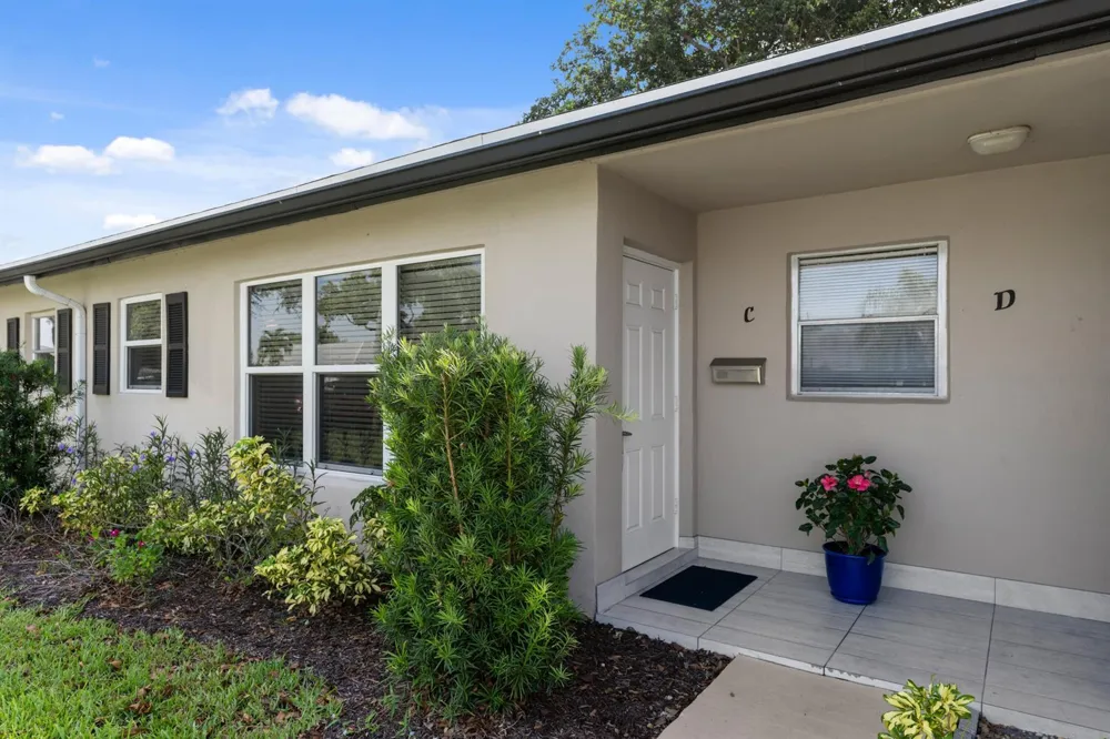 947 Circle Drive #C Delray Beach, FL 33445