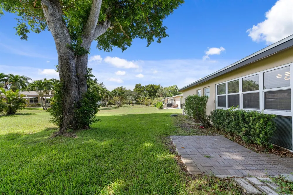 947 Circle Drive #C Delray Beach, FL 33445