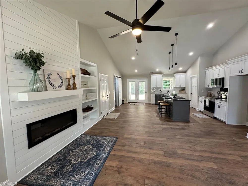212 River Street East Bend, NC 27018
