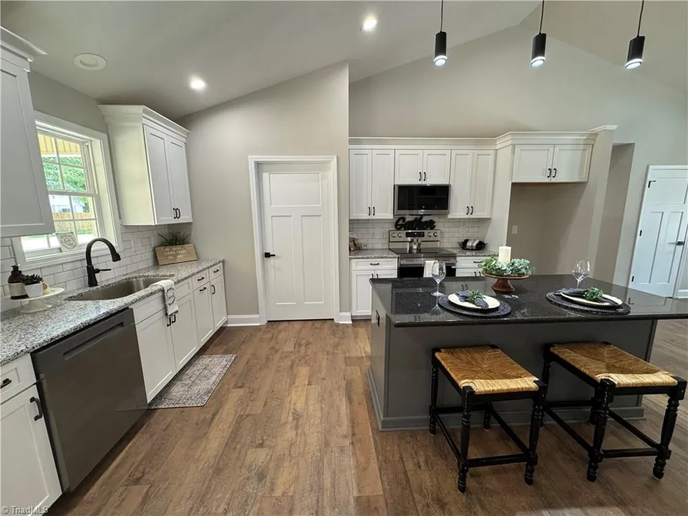 212 River Street East Bend, NC 27018
