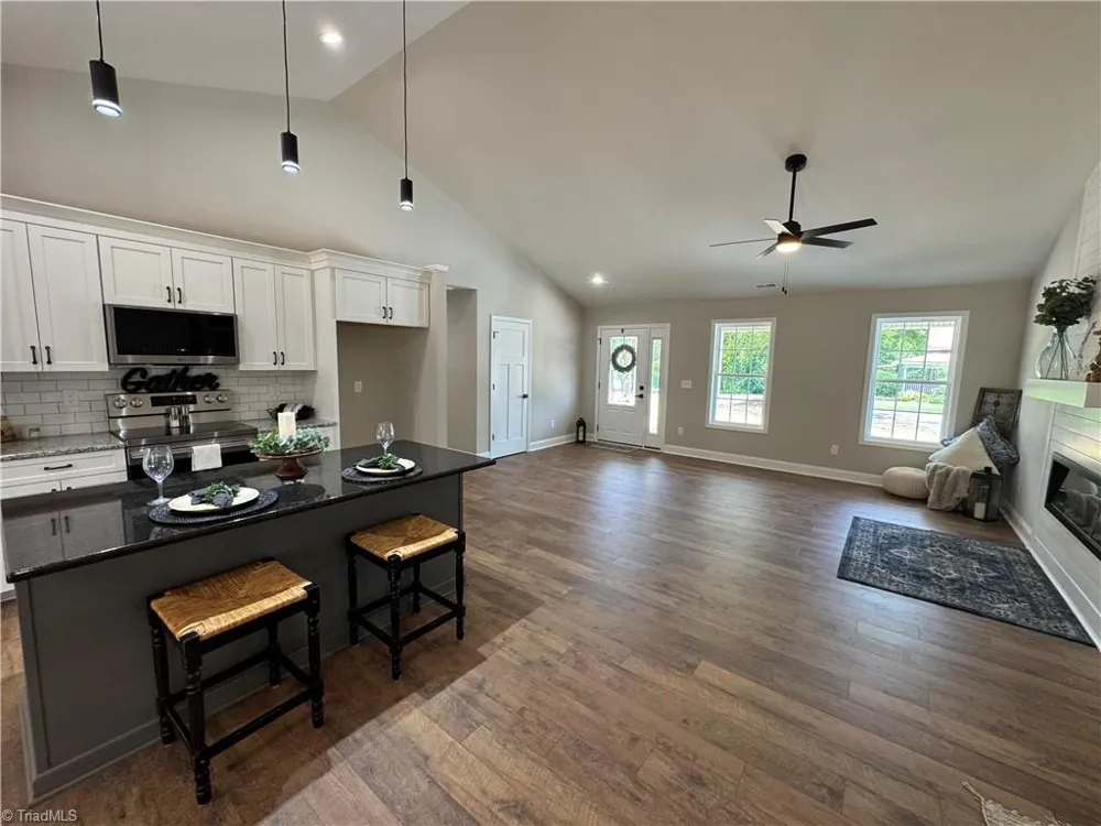 212 River Street East Bend, NC 27018