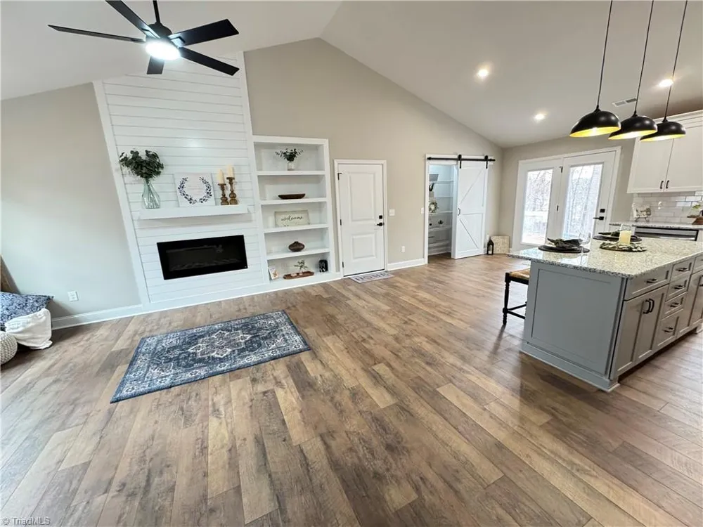 212 River Street East Bend, NC 27018