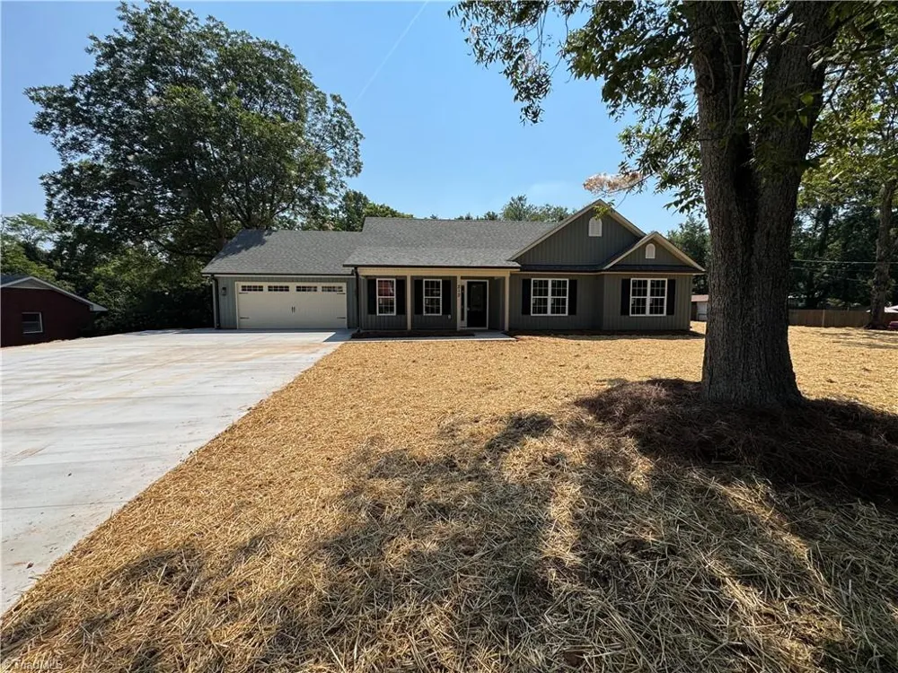 212 River Street East Bend, NC 27018