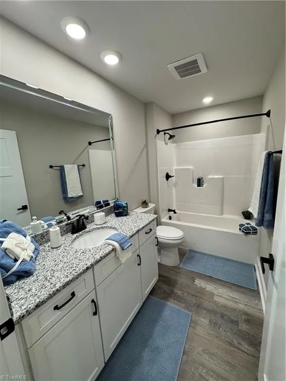 212 River Street East Bend, NC 27018