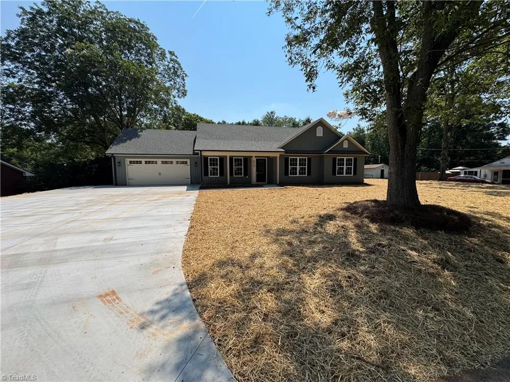 212 River Street East Bend, NC 27018