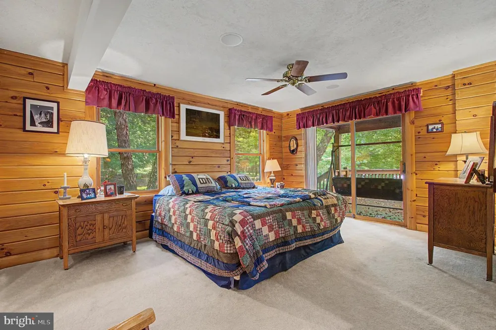 325 MARKWOOD DRIVE Oakland, MD 21550