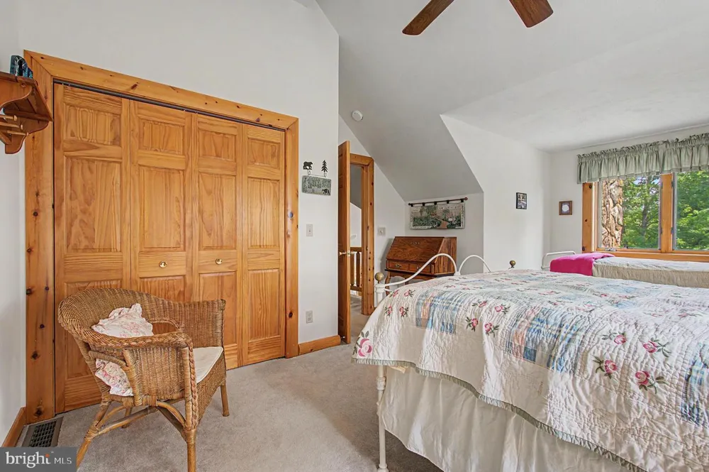 325 MARKWOOD DRIVE Oakland, MD 21550