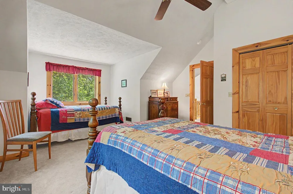 325 MARKWOOD DRIVE Oakland, MD 21550