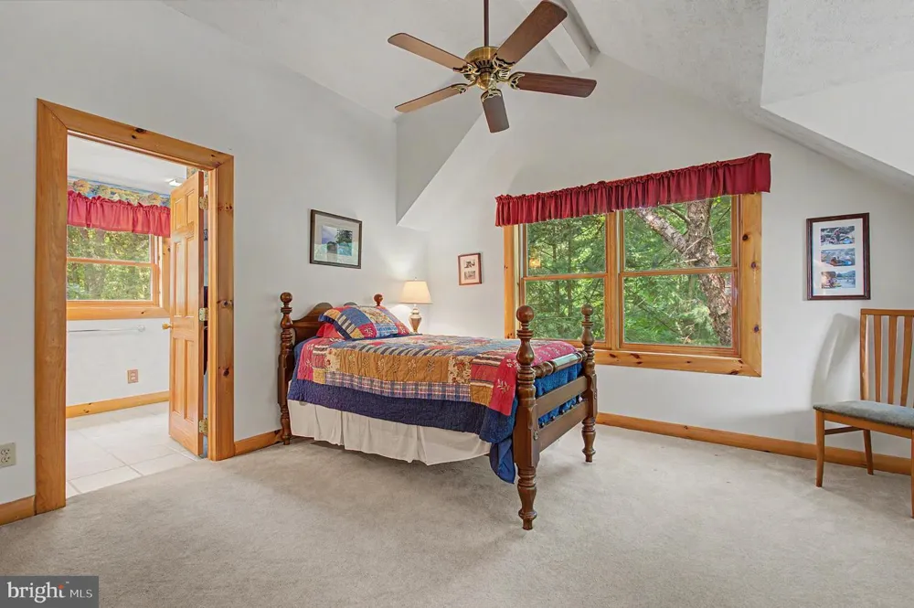 325 MARKWOOD DRIVE Oakland, MD 21550