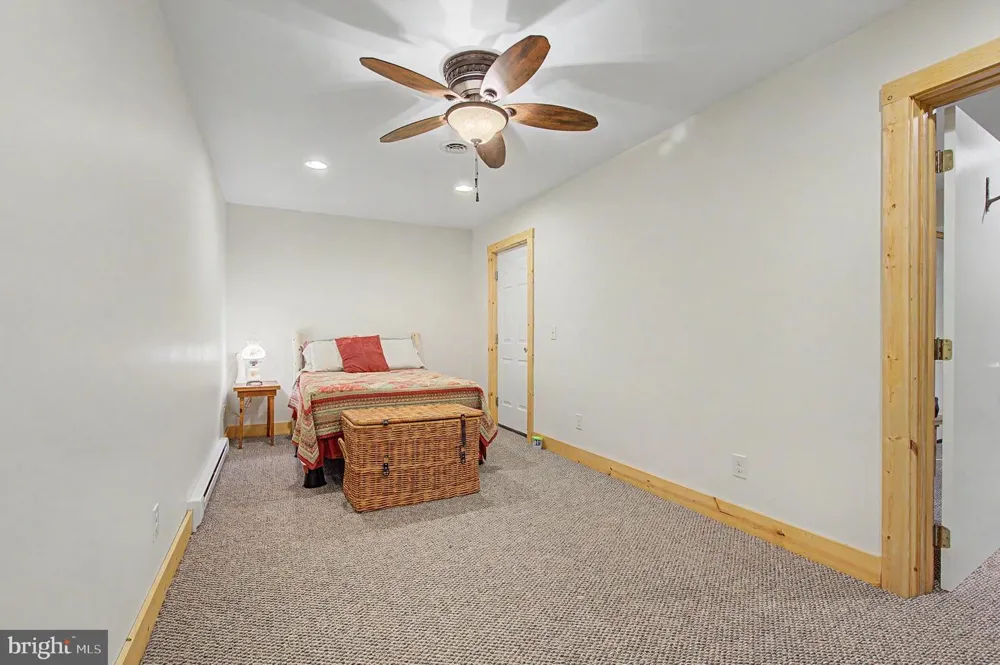 325 MARKWOOD DRIVE Oakland, MD 21550
